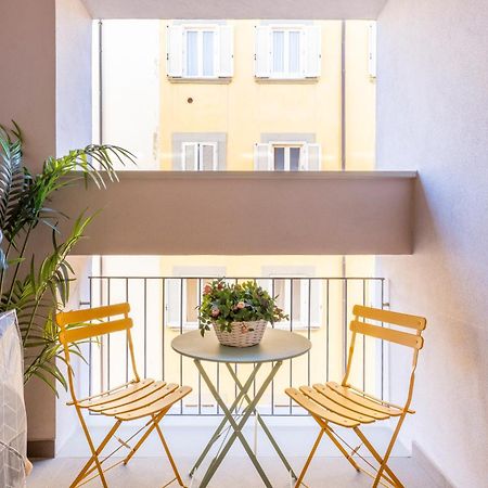 Piazza Cavallotti & Mercato Centrale Apartment! Ливорно Екстериор снимка