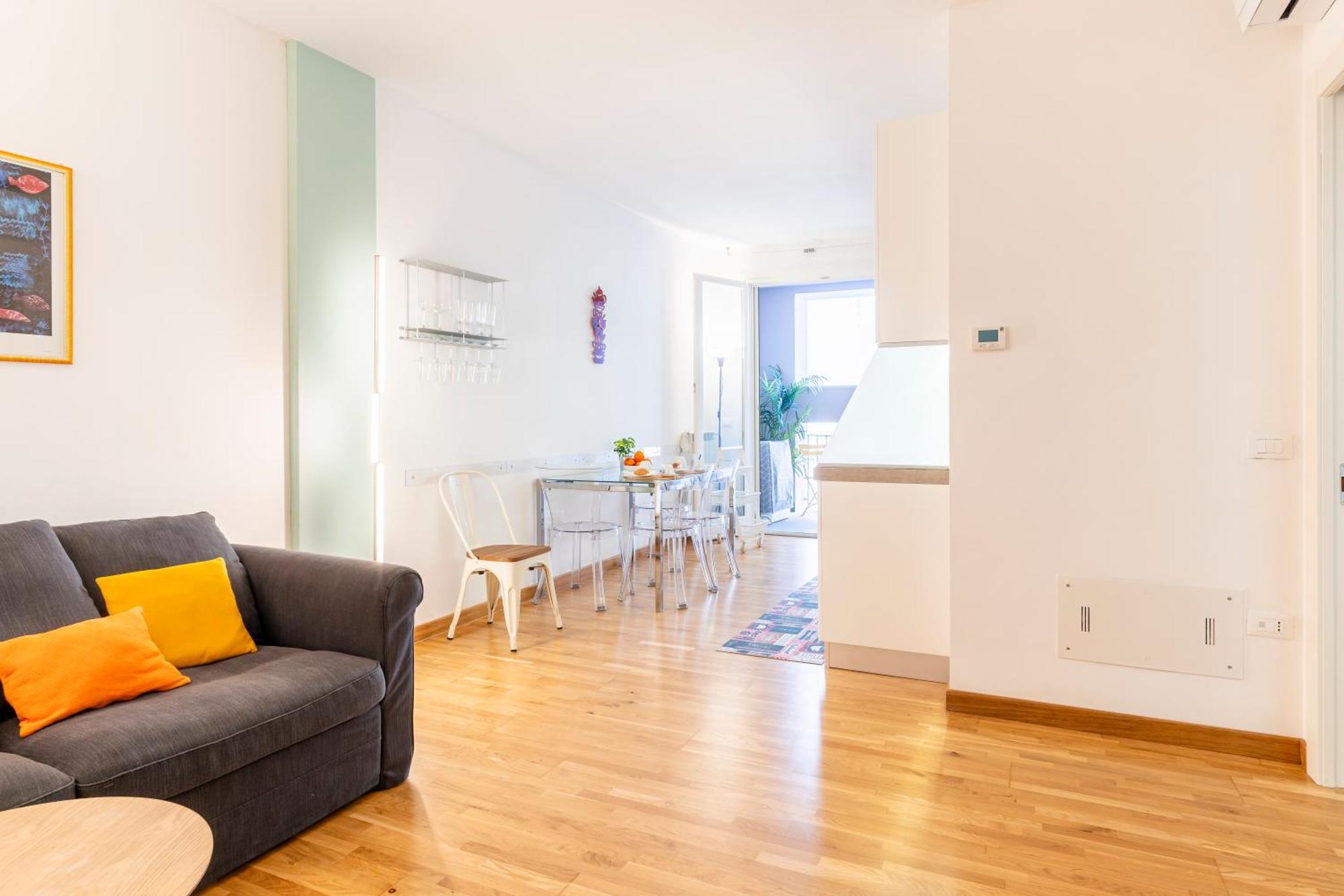 Piazza Cavallotti & Mercato Centrale Apartment! Ливорно Екстериор снимка